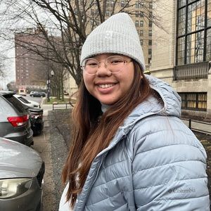 Meet your Posher, Danielle